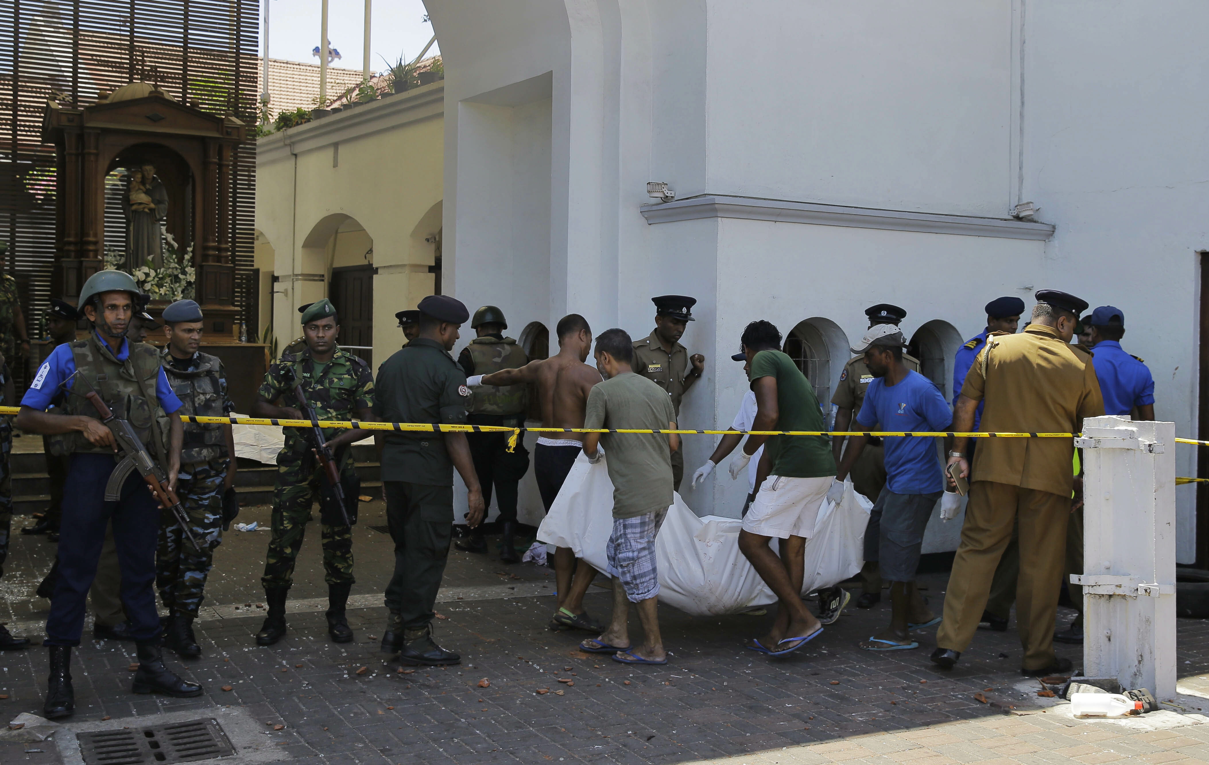 Тело терпеть. Теракт Церковь Шри Ланка.