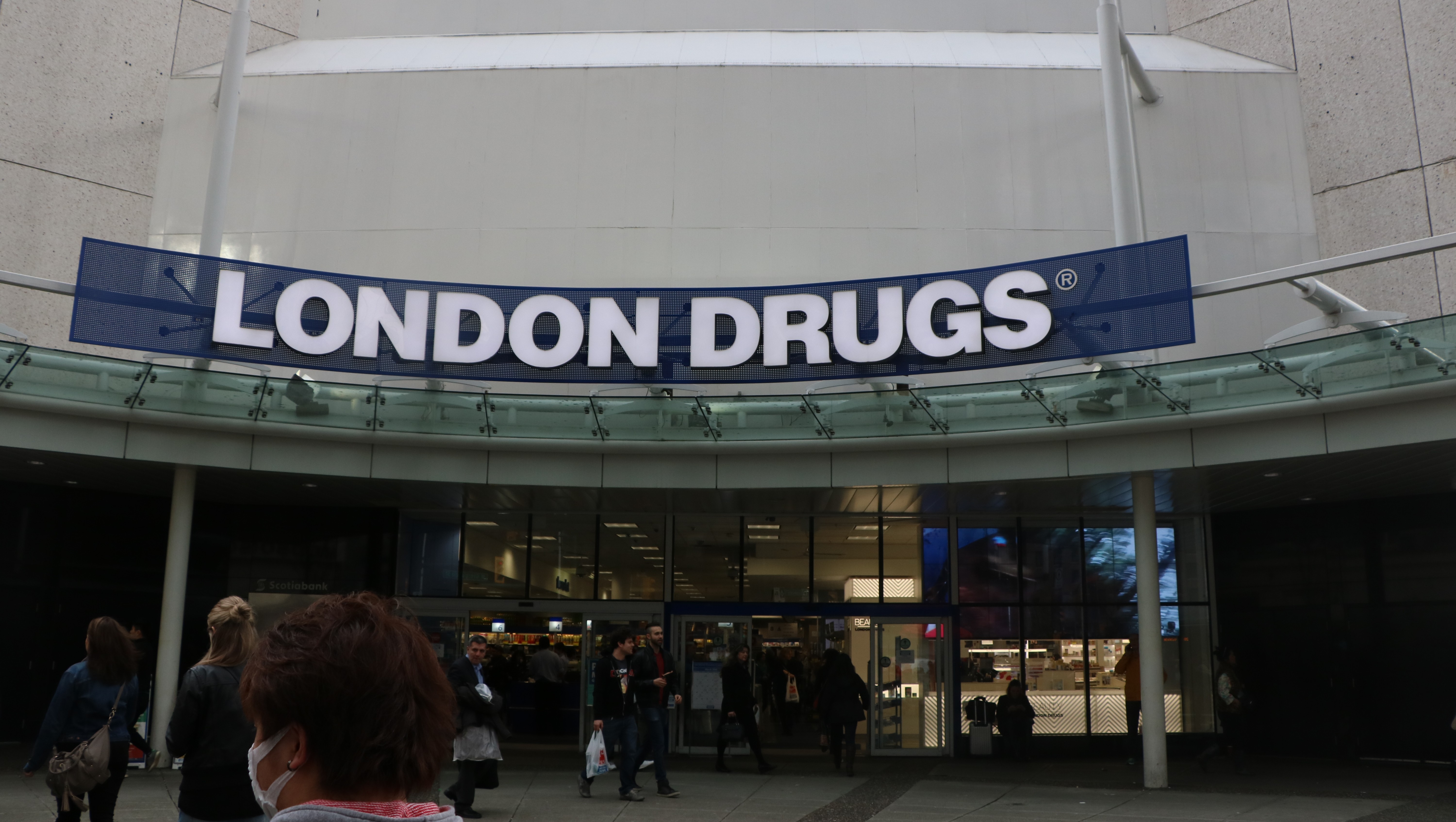 be-patient-and-kind-london-drugs-staff-face-threats-before-during