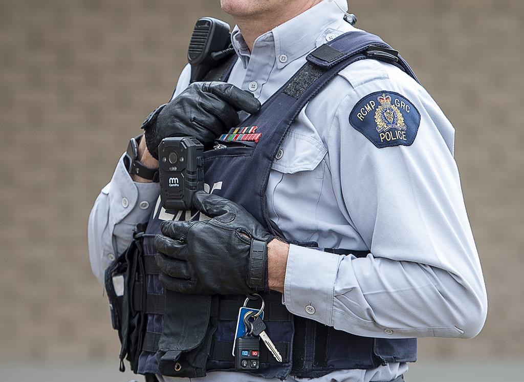 Alberta to mandate body-worn cameras for police officers