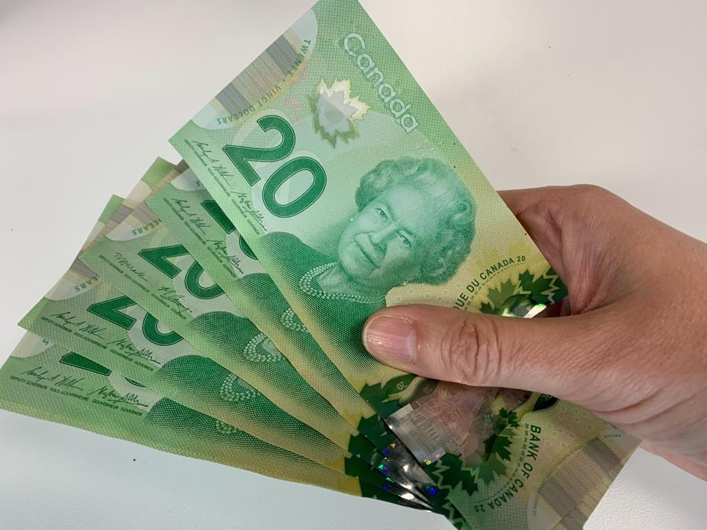 Alberta not planning to increase minimum wage