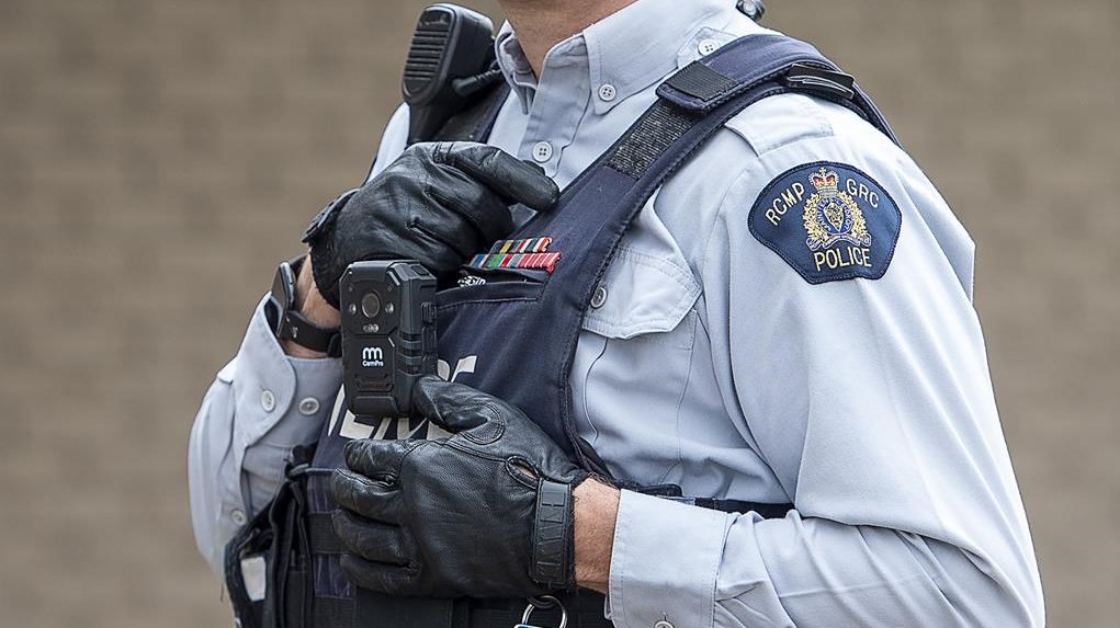RCMP officers to field test body cameras