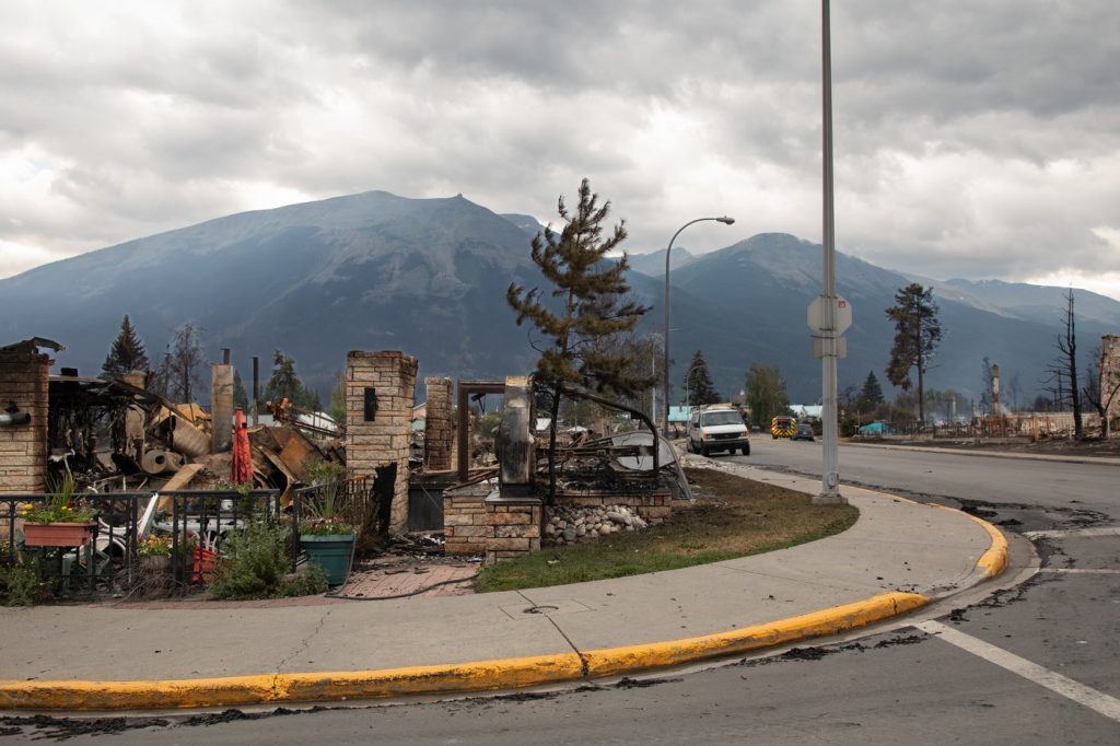 Jasper's fire-affected small businesses face rocky road ahead