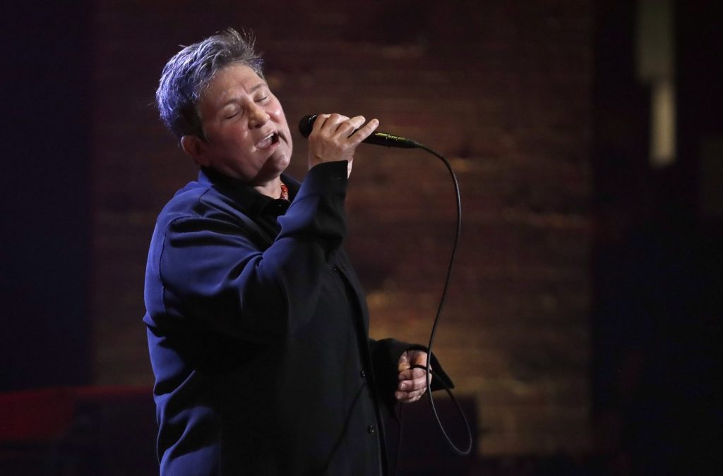 k.d. lang gets the band back together for Canadian country music awards show