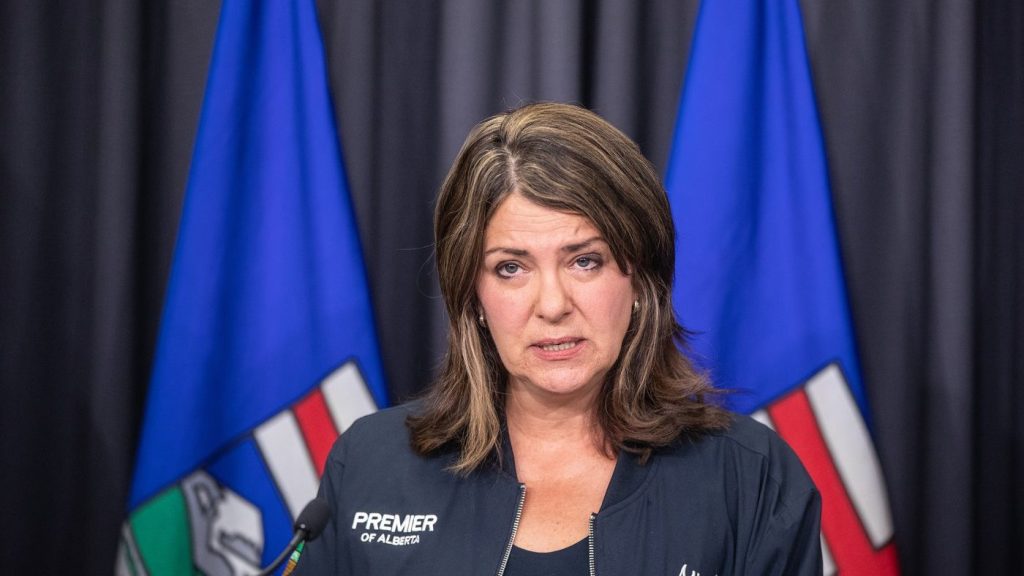 Smith says she's waiting on Nenshi to declare his intent before calling byelection