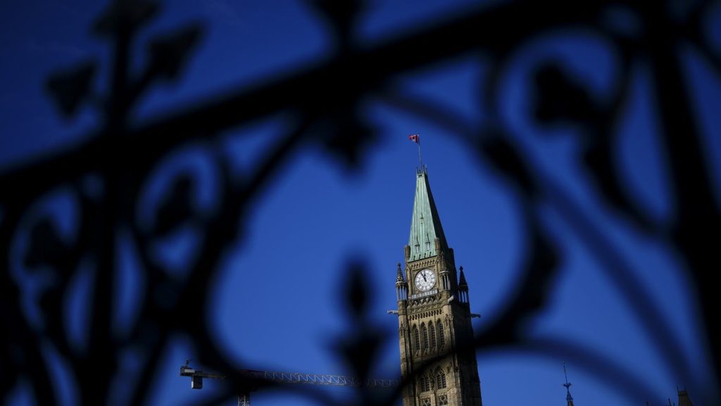 Federal government posts $9.8-billion deficit for April-to-August period