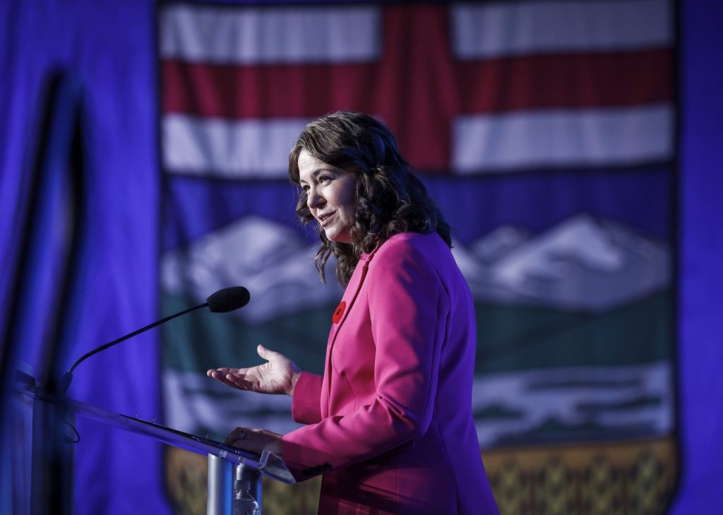 Alberta brings Ottawa back to court