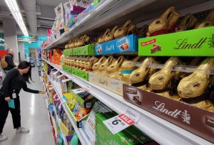 Lindt stockpiling chocolate in Canada amid tariff uncertainty
