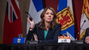 Health-care union calls for Alberta government to halt plan to limit free vaccines