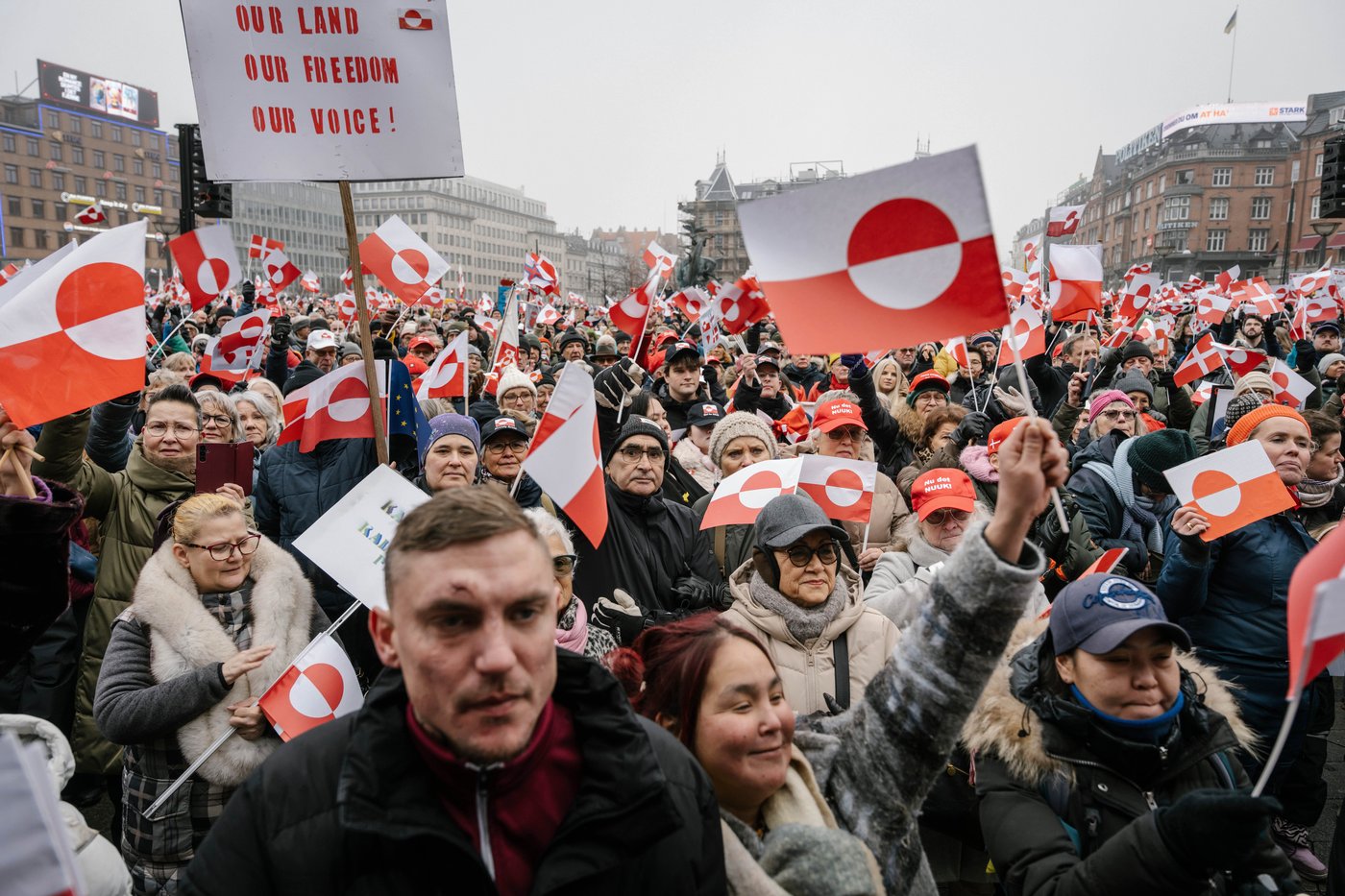 Trump says 8 European countries to be charged 10% tariff for opposing U.S. control of Greenland