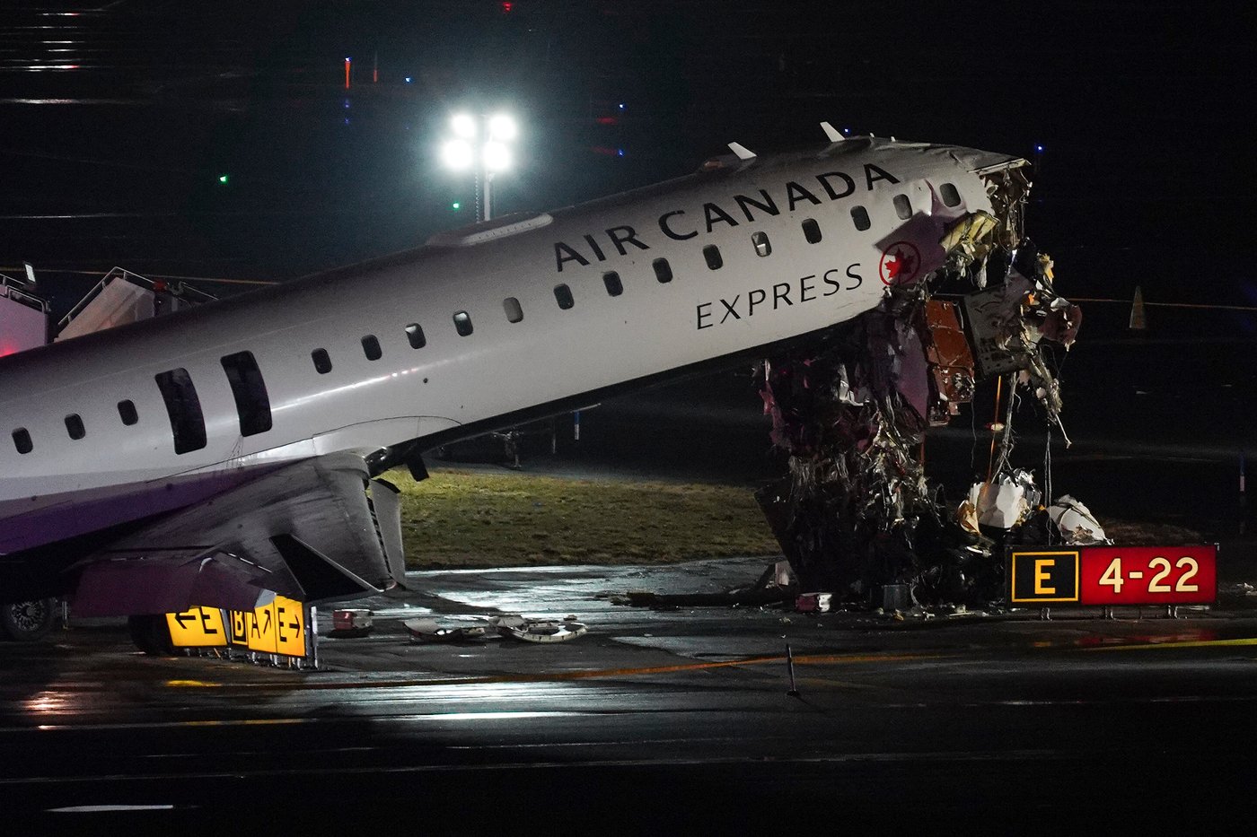 Pilots killed in Air Canada crash at LaGuardia Airport identified