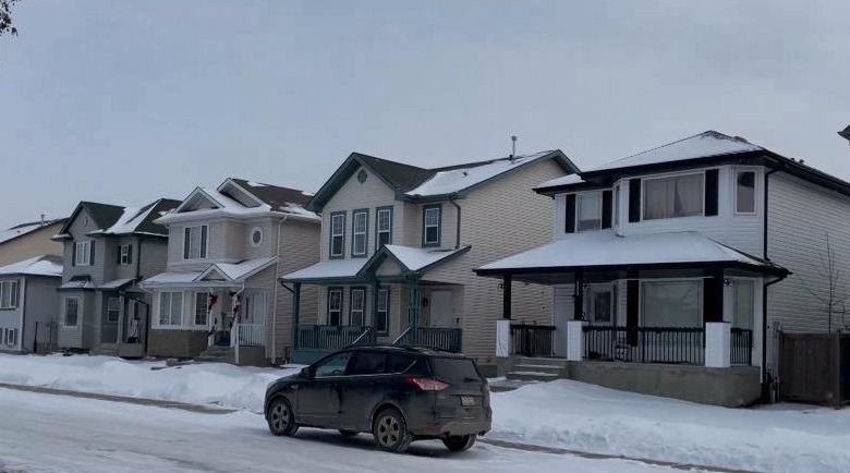 Damage to the house during extreme cold is covered by insurance: IBC