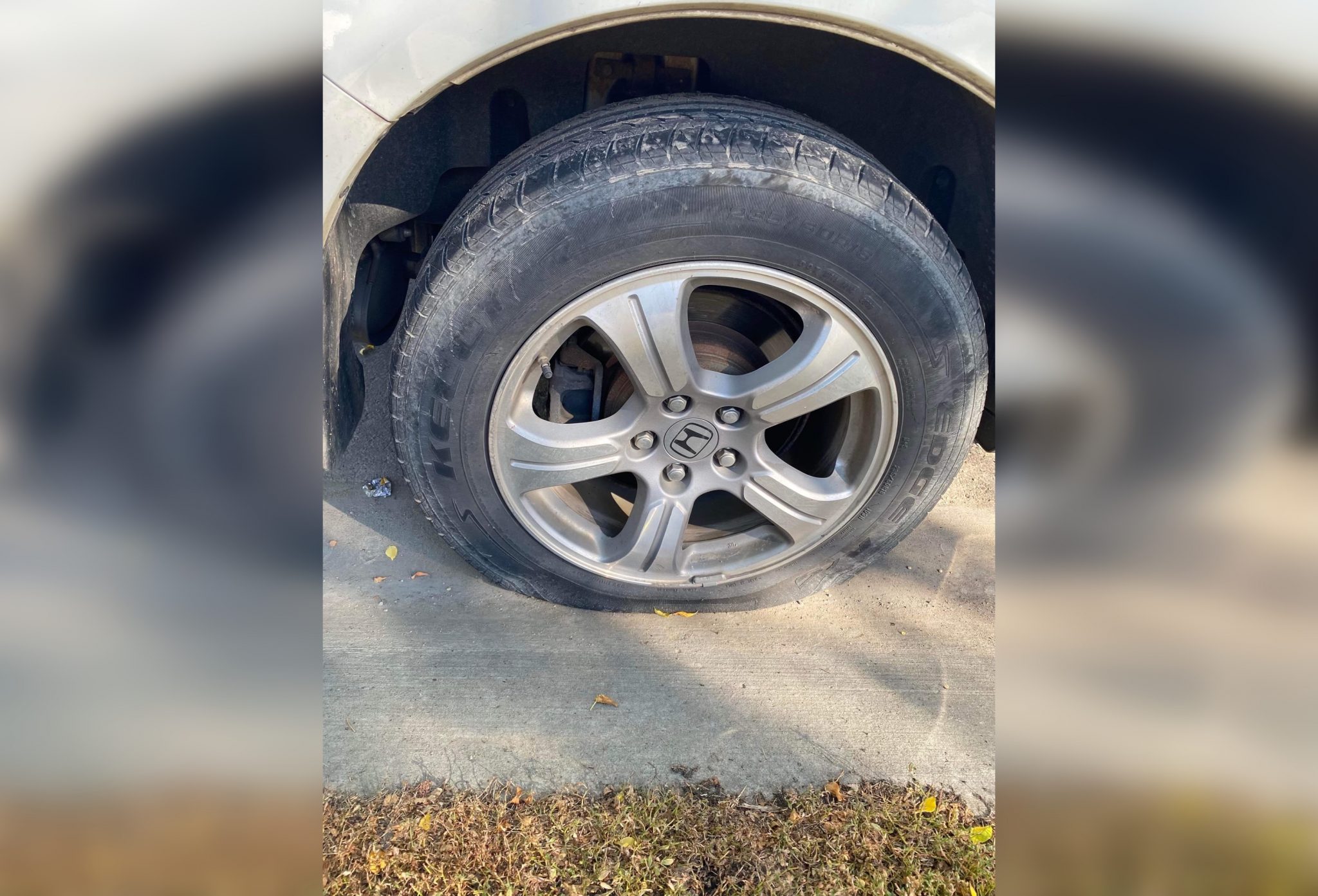 Edmonton mom angry after environmentalists deflate her SUV tires