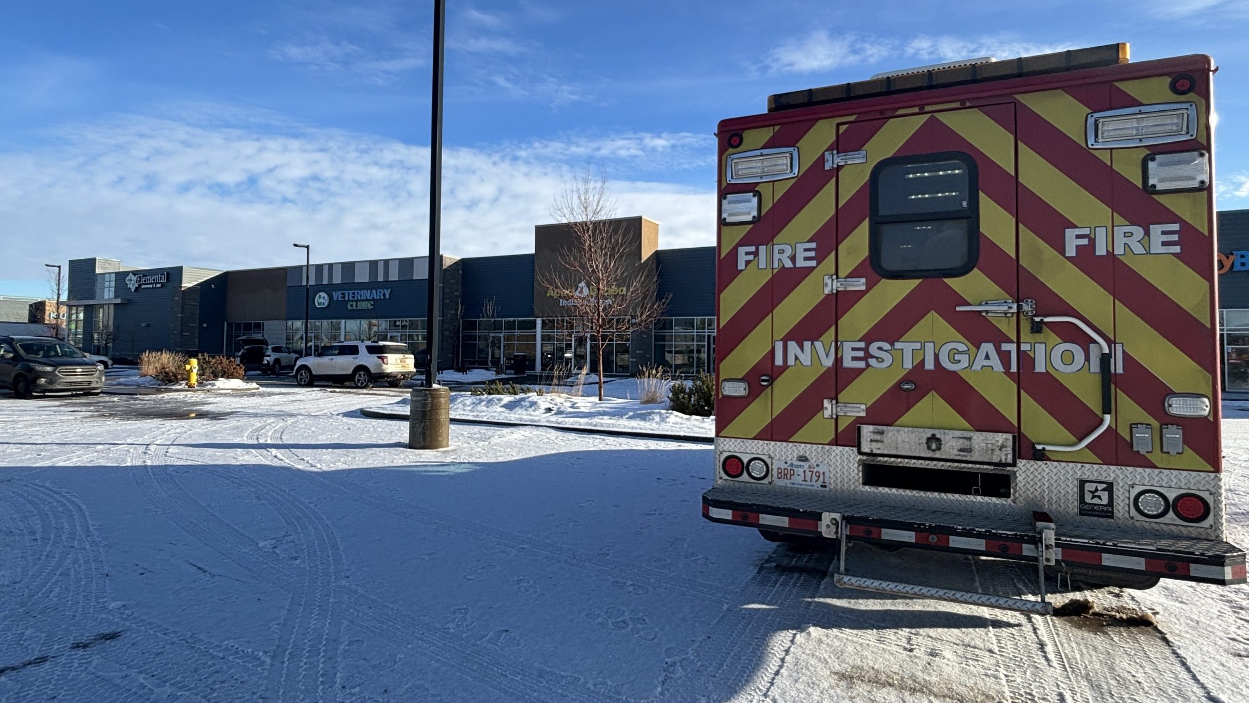 Crews respond to fire at north Edmonton restaurant