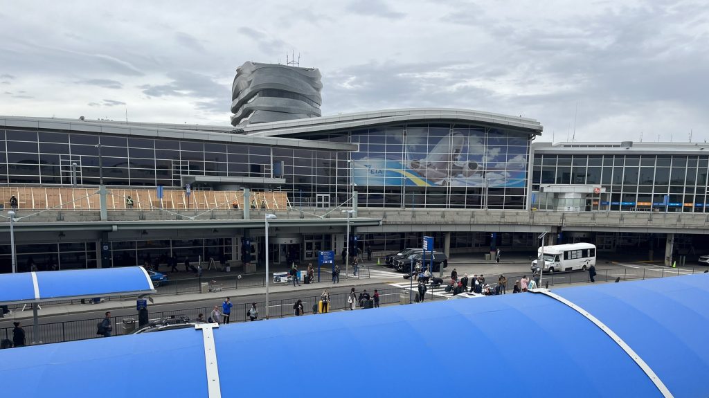 Travellers stuck at Edmonton International Airport in aftermath of WestJet mechanics strike