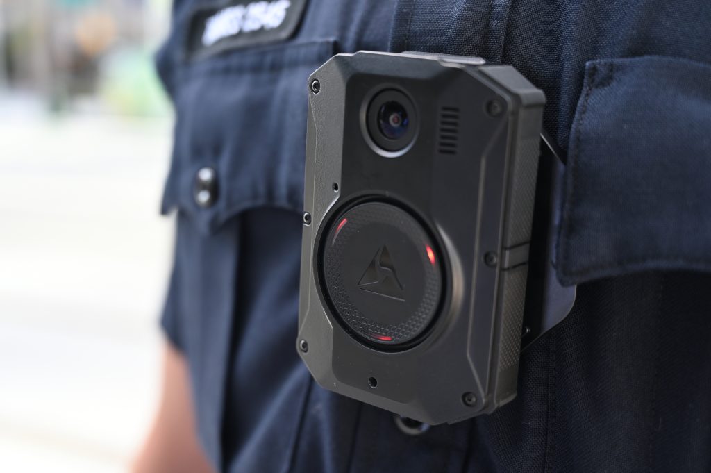 Some Edmonton police officers to wear body cameras next week for 6-month trial