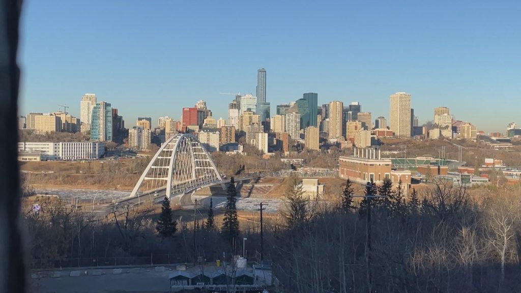 Edmonton records no snow in November for first time since 1928