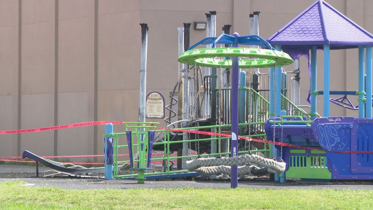 Edmonton police looking into suspicious playground fire