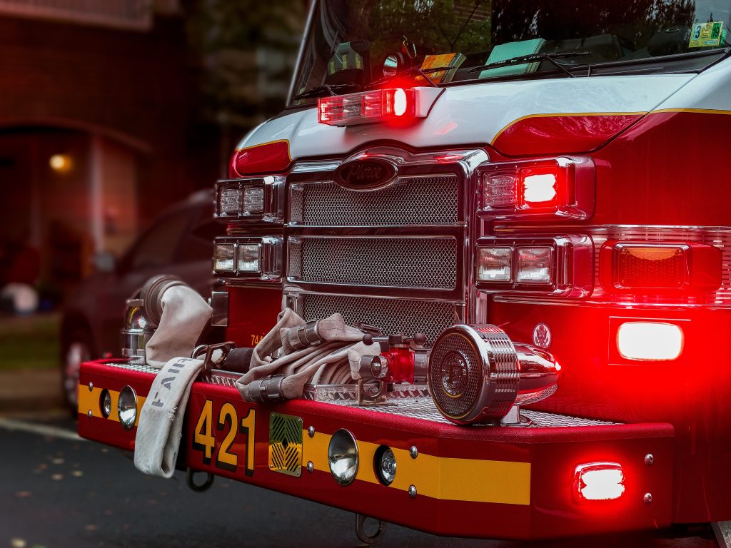 Fire destroys gas station east of Edmonton