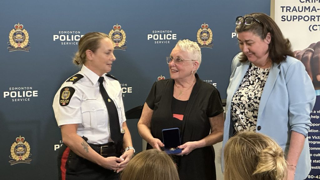Edmonton woman recognized for exemplary volunteer work