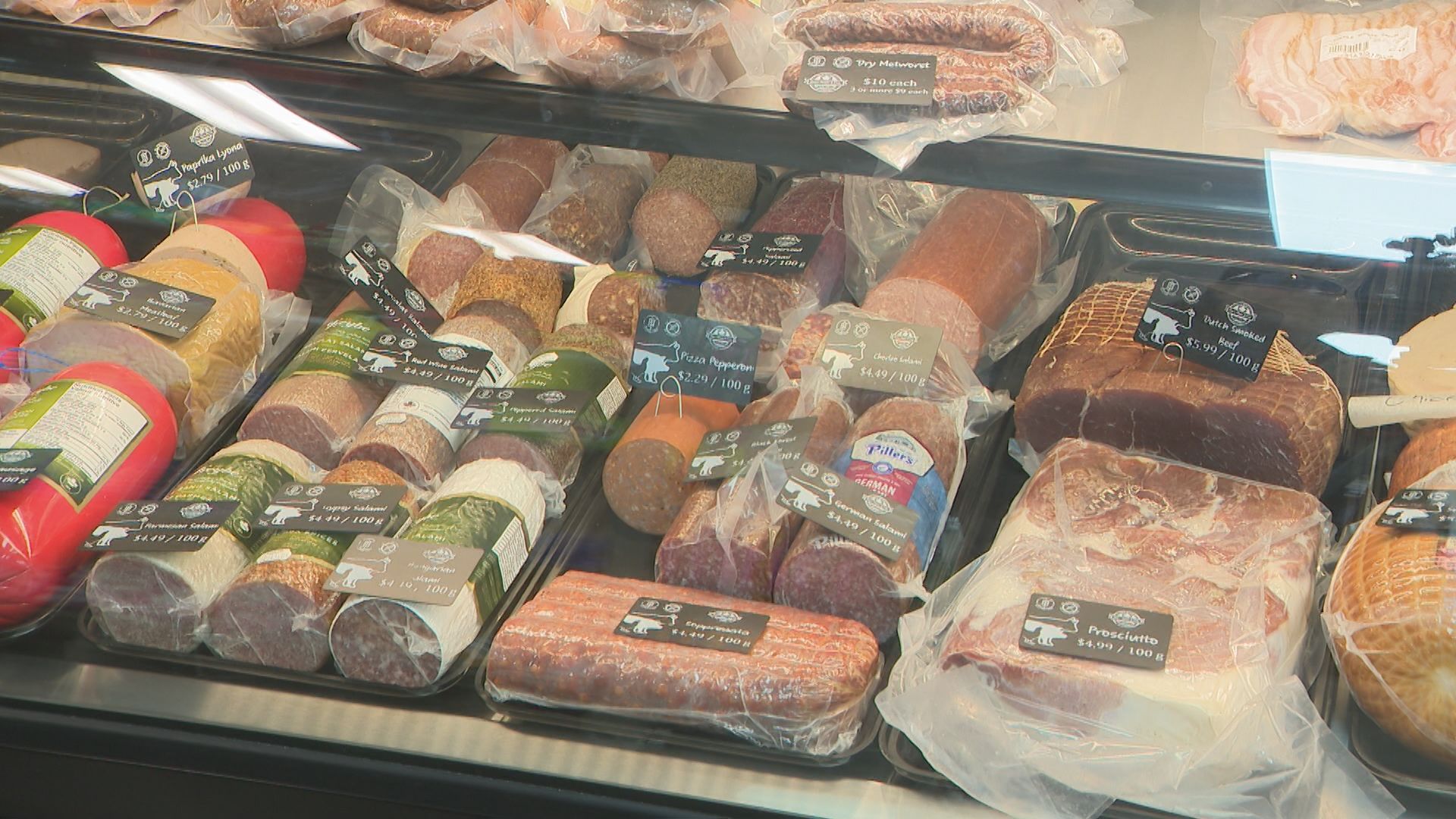 Canadians may soon see cloned meat on grocery shelves