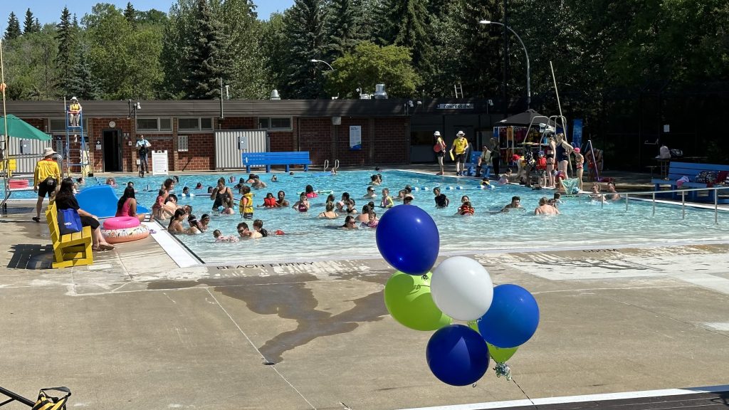 Mill Creek outdoor pool reopens with a splash after 4 years
