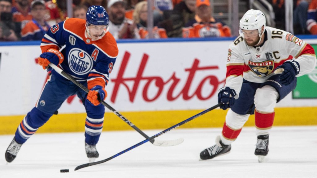 Game 4: Oilers lead Panthers 2-1 on Janmark, Henrique goals