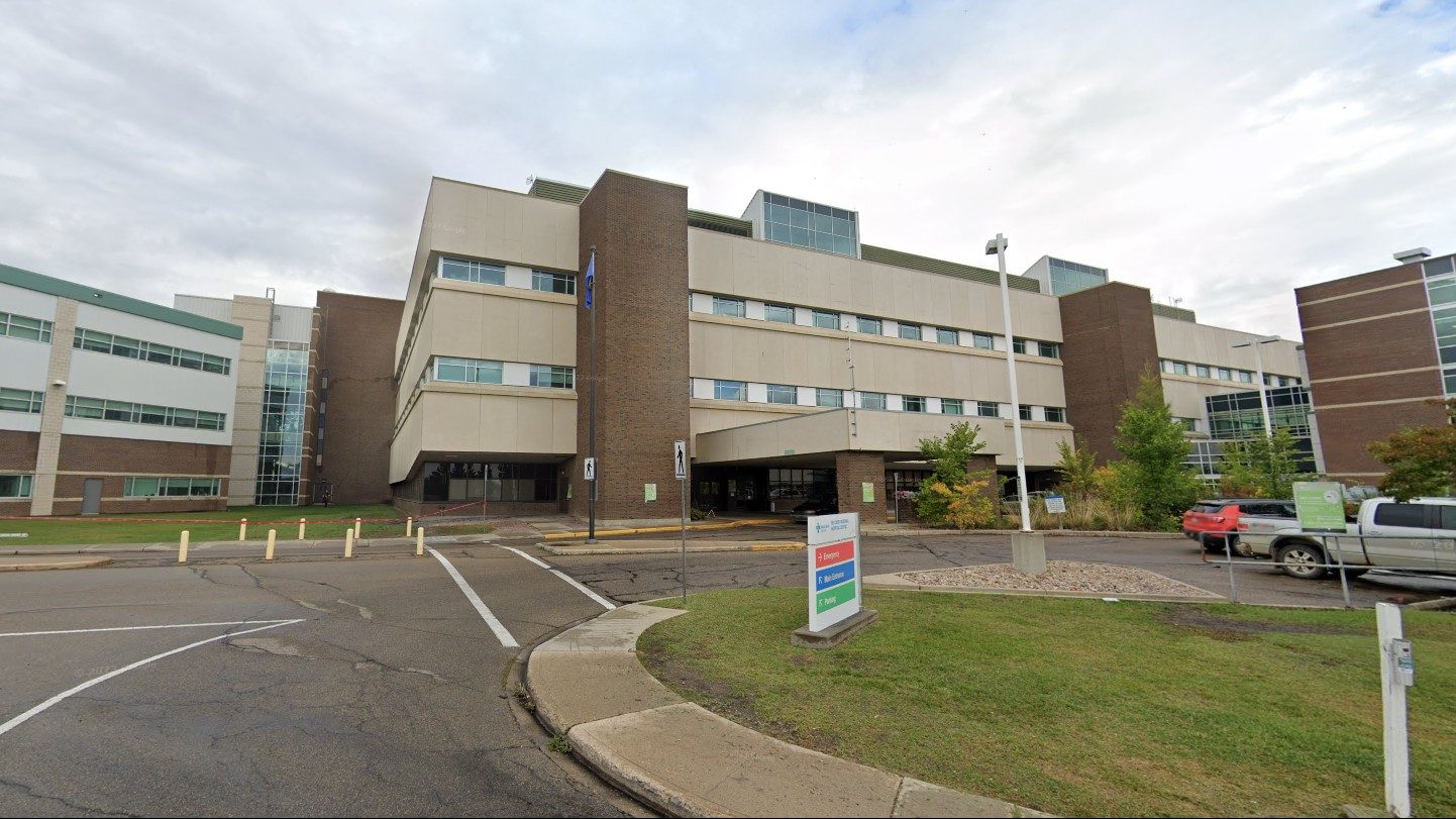 Red Deer Hospital using tarps, duct tape to create more rooms