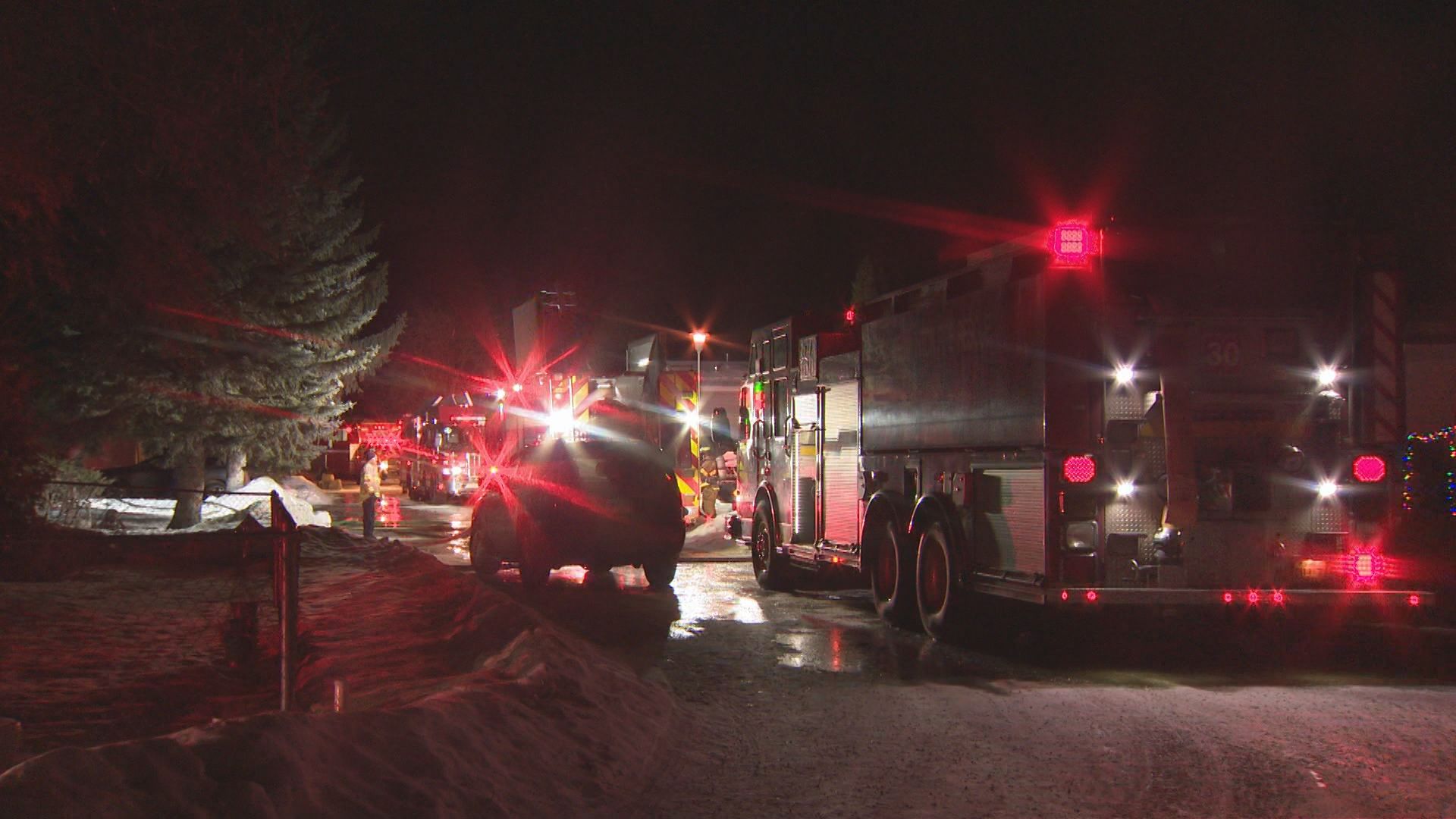 No injuries reported in northeast Edmonton trailer fire