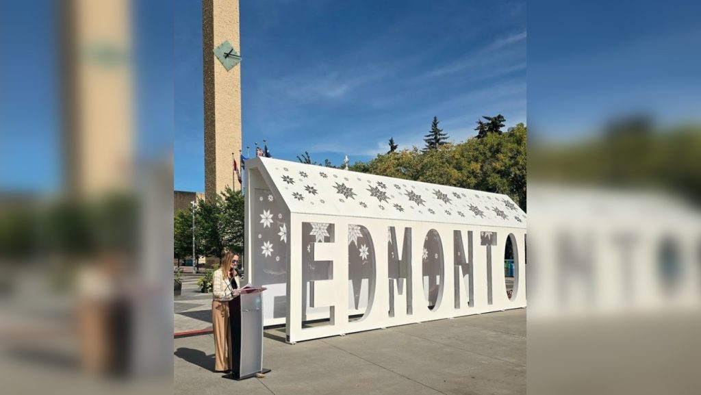 New art piece installed in downtown Edmonton adds a touch of colour