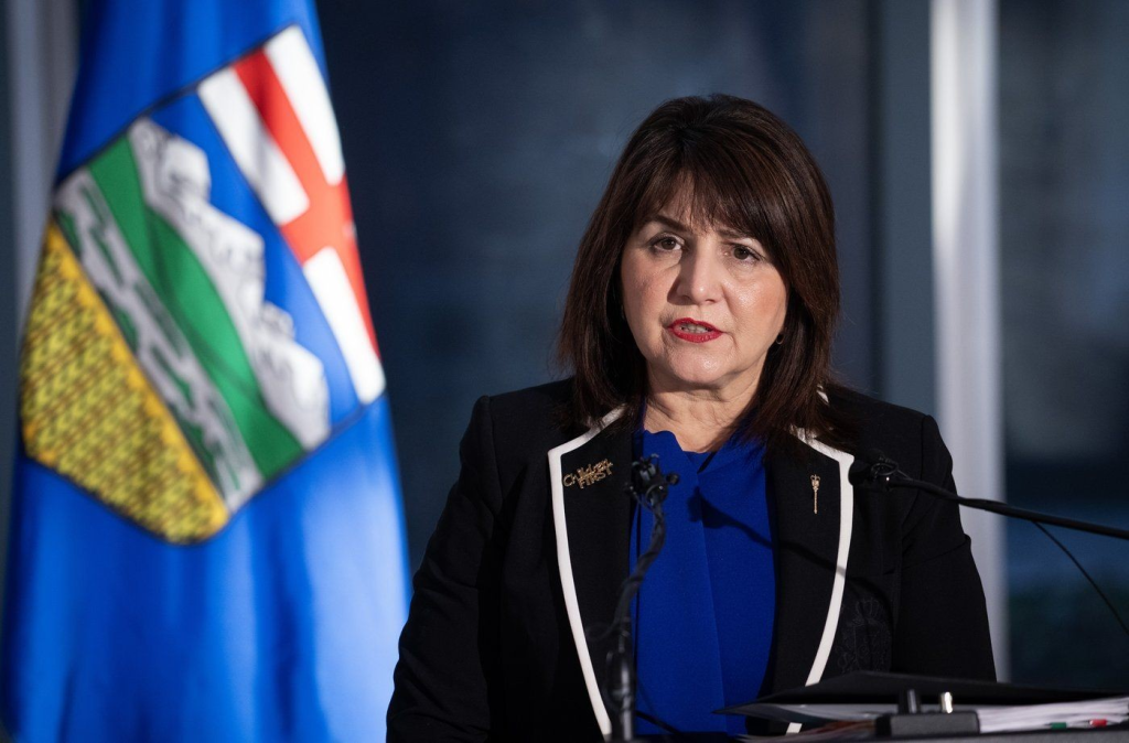 Alberta nurse practitioner program reducing primary care provider gap: minister