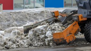 Edmonton city council talks tough enforcement during parking bans